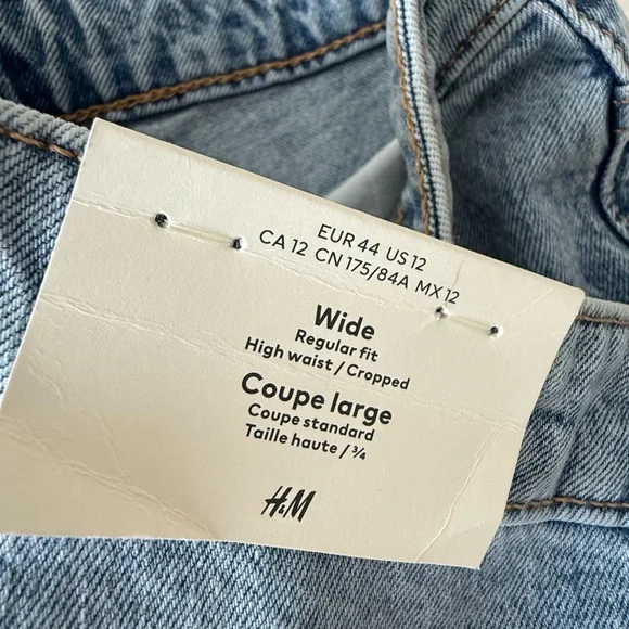 NWT H&M Light washed high waisted Wide leg cropped jeans size 12 - Picture 6 of 10